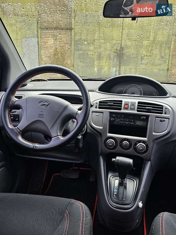 Минивэн Hyundai Matrix 2006 в Киеве