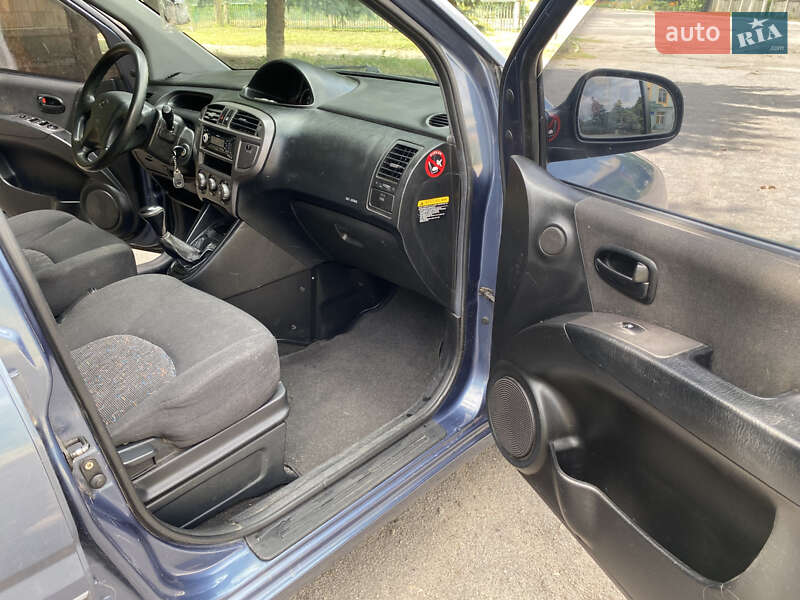 Мінівен Hyundai Matrix 2001 в Полтаві