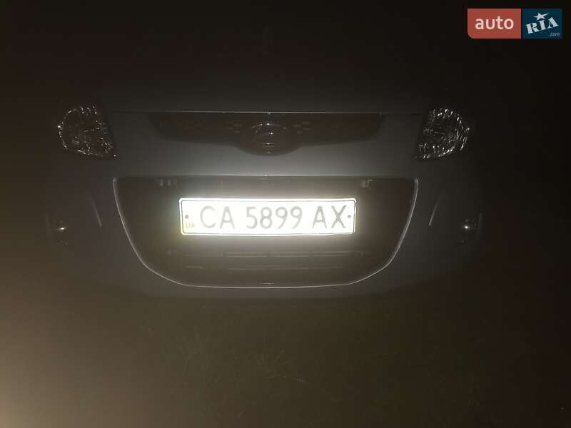 Минивэн Hyundai Matrix 2008 в Смеле