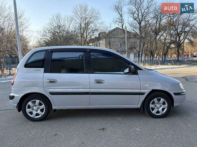 Минивэн Hyundai Matrix 2006 в Николаеве