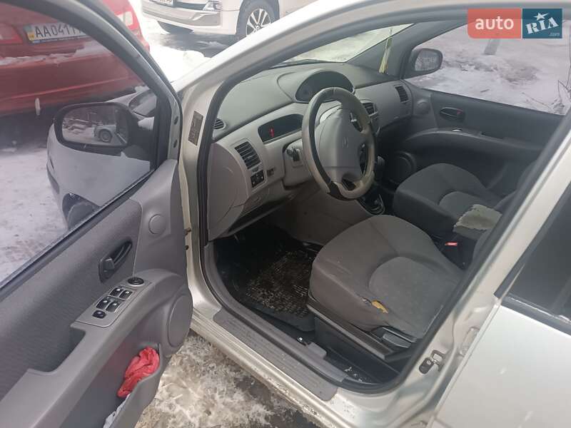 Минивэн Hyundai Matrix 2007 в Киеве фото 7 Минивэн Hyundai Matrix 2007 в Киеве