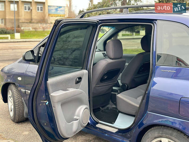 Минивэн Hyundai Matrix 2007 в Николаеве фото 13 Минивэн Hyundai Matrix 2007 в Николаеве