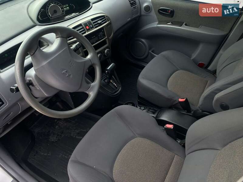 Минивэн Hyundai Matrix 2006 в Староконстантинове