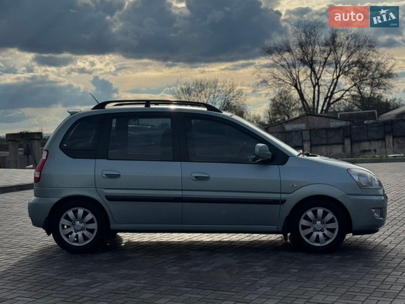 Минивэн Hyundai Matrix 2010 в Днепре
