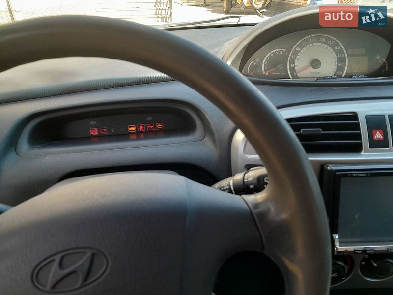 Минивэн Hyundai Matrix 2008 в Бершади
