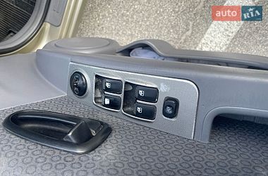 Минивэн Hyundai Matrix 2004 в Киеве