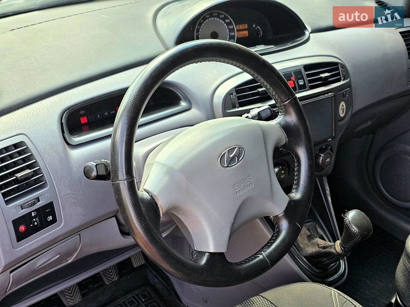 Минивэн Hyundai Matrix 2004 в Харькове