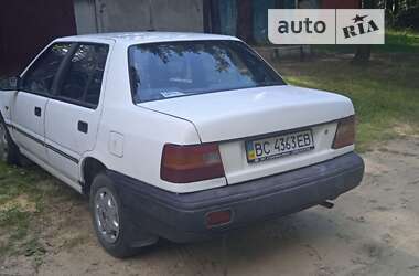 Седан Hyundai Pony 1993 в Новояворовске