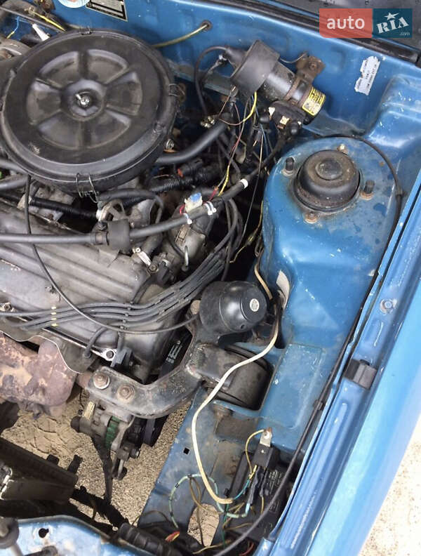 Седан Hyundai Pony 1994 в Киеве