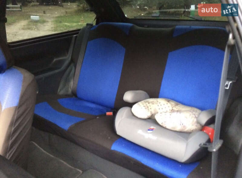 Седан Hyundai Pony 1994 в Киеве