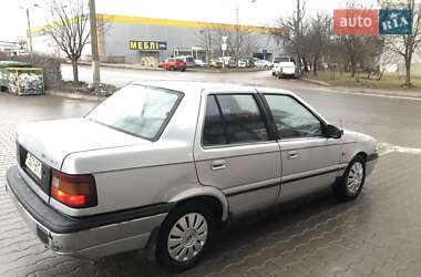 Седан Hyundai Pony 1994 в Киеве