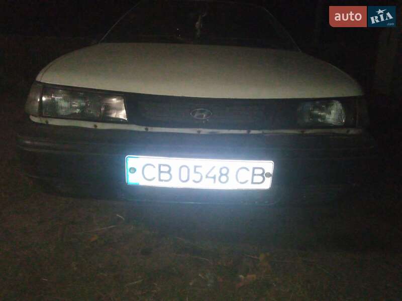 Седан Hyundai Pony 1994 в Смеле