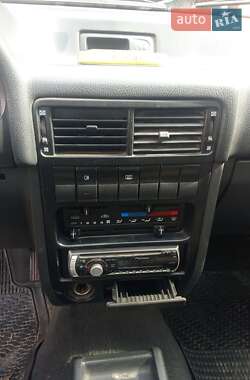 Седан Hyundai Pony 1994 в 