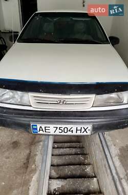 Седан Hyundai Pony 1994 в Лубнах