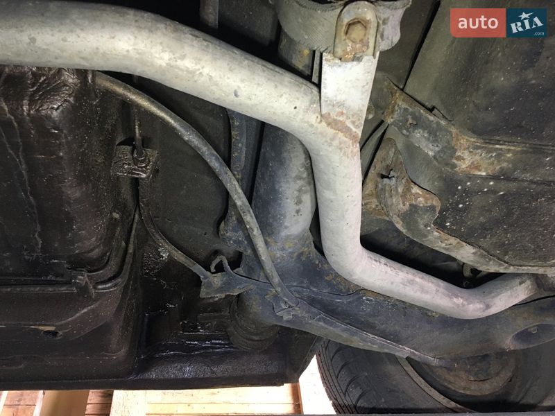 Седан Hyundai Pony 1992 в Вышгороде