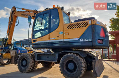 Колесный экскаватор Hyundai R 140LS-9 2013 в Одессе