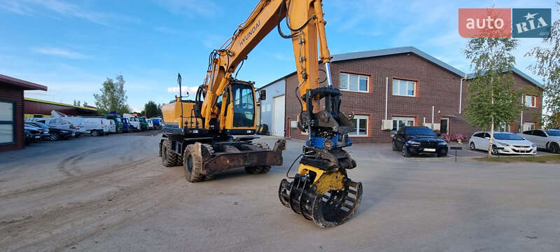 Колесный экскаватор Hyundai R 140LS-9 2013 в Одессе