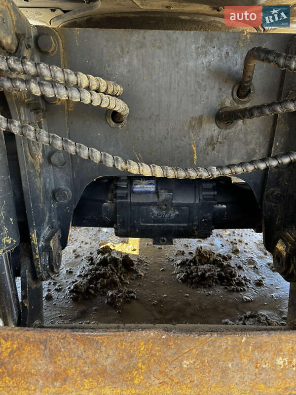 Екскаватор навантажувач Hyundai R 200-W7 2007 в Білій Церкві