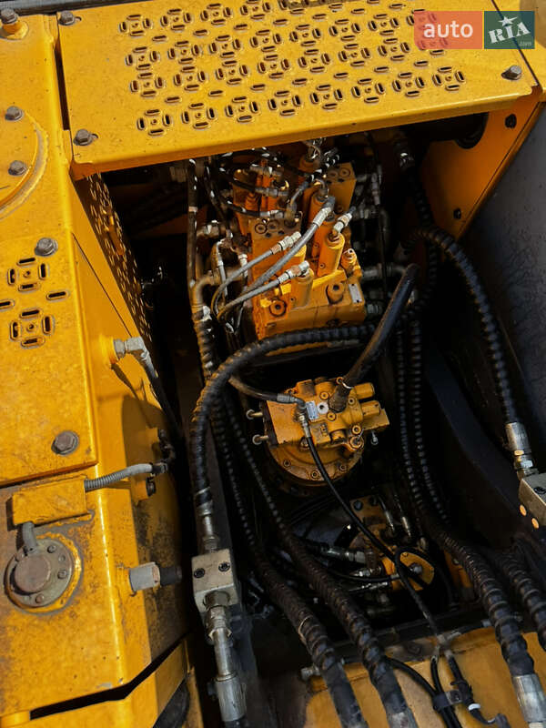 Екскаватор навантажувач Hyundai R 200-W7 2007 в Білій Церкві