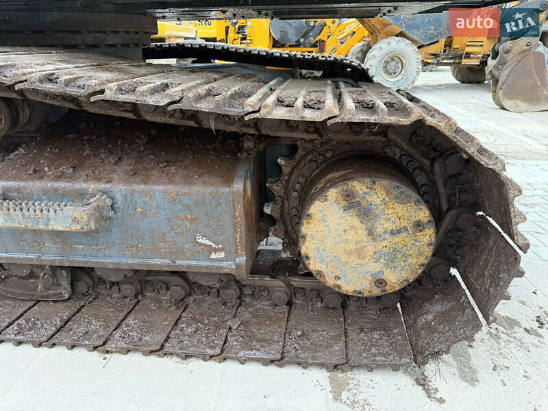 Гусеничный экскаватор Hyundai R 250 NLC-9 2012 в Одессе