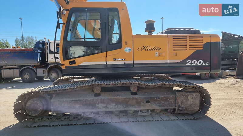Гусеничный экскаватор Hyundai R 300 LC-9A 2010 в Одессе