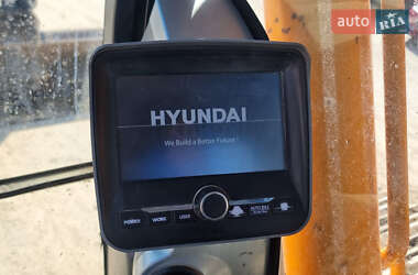 Гусеничный экскаватор Hyundai Robex 220 LC-9A 2012 в 