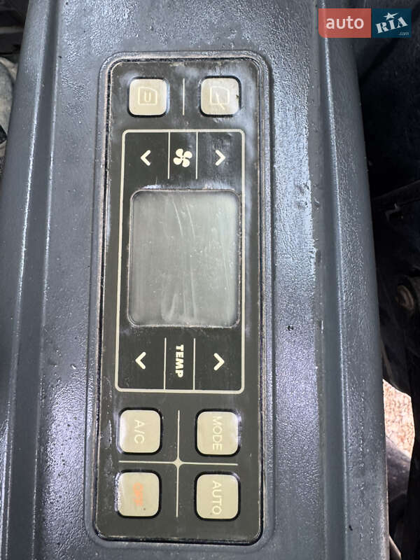 Міні-екскаватор Hyundai ROBEX 2017 в Недобоївцях