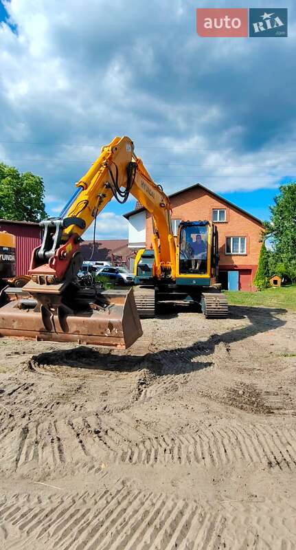 Гусеничный экскаватор Hyundai ROBEX 2016 в Луцке