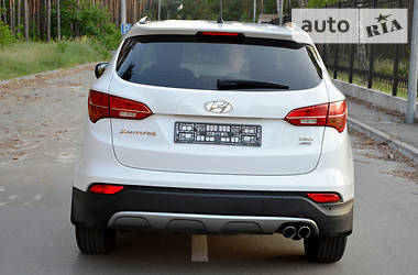 Внедорожник / Кроссовер Hyundai Santa FE 2014 в Киеве