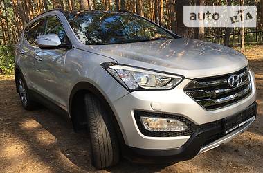 Внедорожник / Кроссовер Hyundai Santa FE 2014 в Киеве