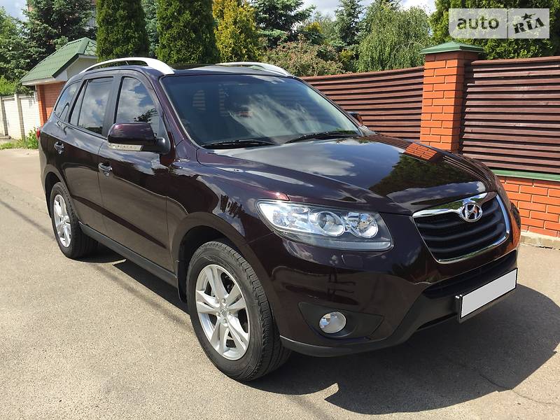 Hyundai Santa FE 2011 года