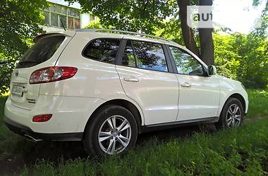 Позашляховик / Кросовер Hyundai Santa FE 2010 в Житомирі