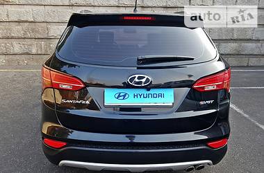 Внедорожник / Кроссовер Hyundai Santa FE 2015 в Днепре