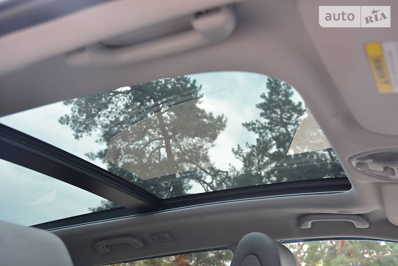 Позашляховик / Кросовер Hyundai Santa FE 2014 в Сваляві