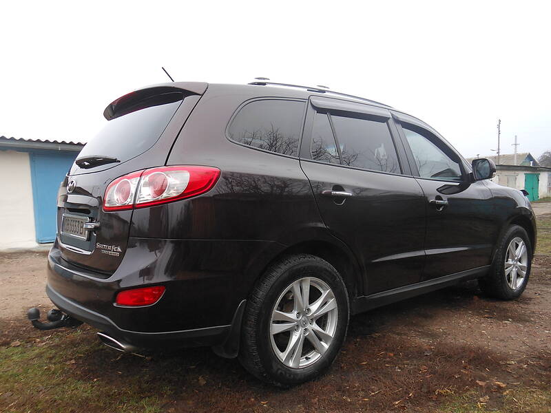 Позашляховик / Кросовер Hyundai Santa FE 2010 в Новгород-Сіверському