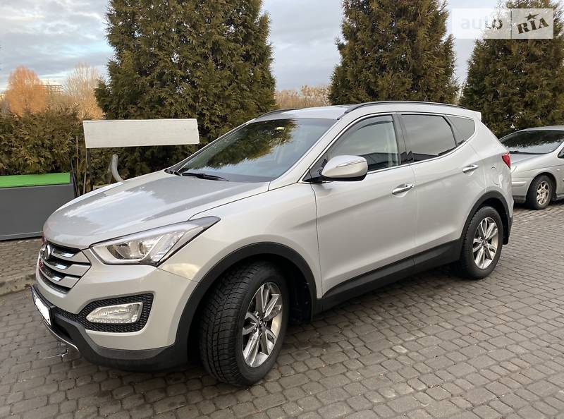 Позашляховик / Кросовер Hyundai Santa FE 2013 в Львові