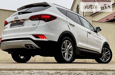 Внедорожник / Кроссовер Hyundai Santa FE 2017 в Одессе