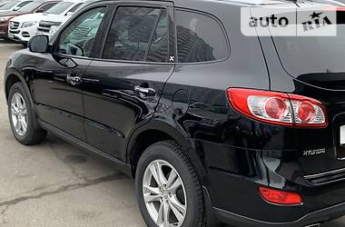 Внедорожник / Кроссовер Hyundai Santa FE 2011 в Киеве