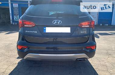 Позашляховик / Кросовер Hyundai Santa FE 2016 в 