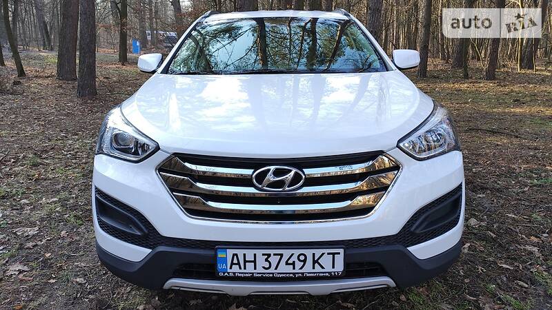 Позашляховик / Кросовер Hyundai Santa FE 2014 в Києві