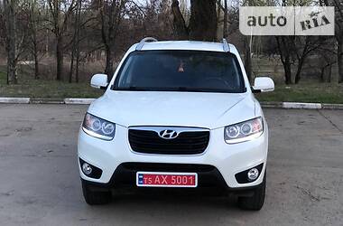 Позашляховик / Кросовер Hyundai Santa FE 2010 в 