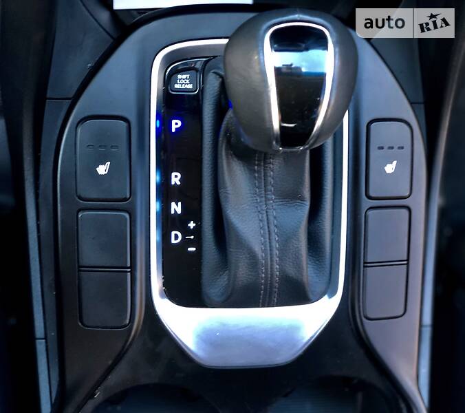 Позашляховик / Кросовер Hyundai Santa FE 2015 в Херсоні