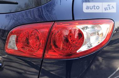 Позашляховик / Кросовер Hyundai Santa FE 2008 в 