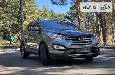 Позашляховик / Кросовер Hyundai Santa FE 2014 в 