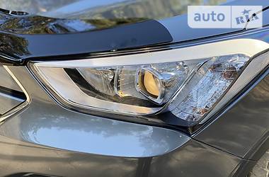 Позашляховик / Кросовер Hyundai Santa FE 2014 в 
