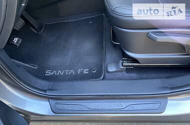 Позашляховик / Кросовер Hyundai Santa FE 2014 в 