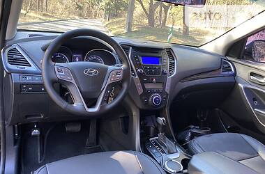 Позашляховик / Кросовер Hyundai Santa FE 2014 в 