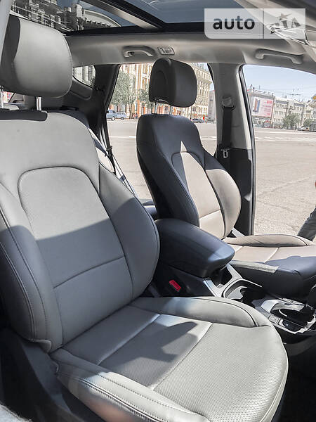 Позашляховик / Кросовер Hyundai Santa FE 2018 в Харкові