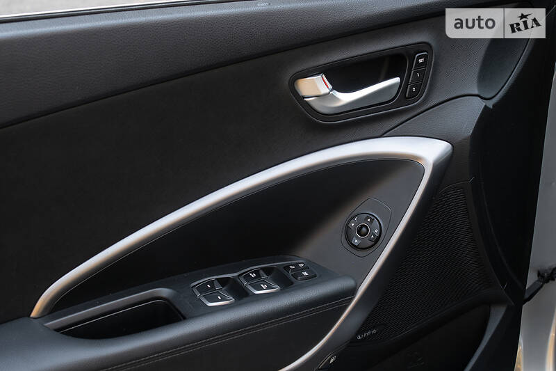 Позашляховик / Кросовер Hyundai Santa FE 2015 в Івано-Франківську фото 19 Позашляховик / Кросовер Hyundai Santa FE 2015 в Івано-Франківську