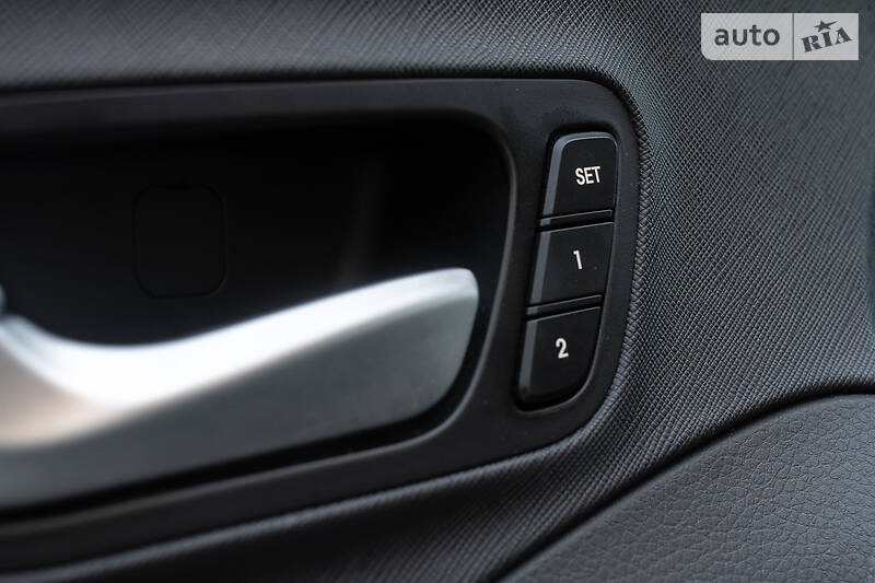 Позашляховик / Кросовер Hyundai Santa FE 2015 в Івано-Франківську фото 25 Позашляховик / Кросовер Hyundai Santa FE 2015 в Івано-Франківську